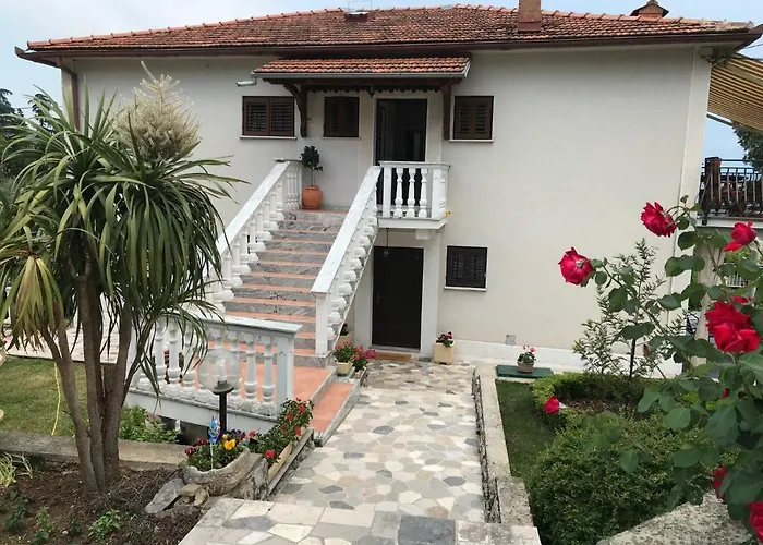 Mirna With Parking * Lovran