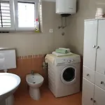 Apartment Mirna With Parking *